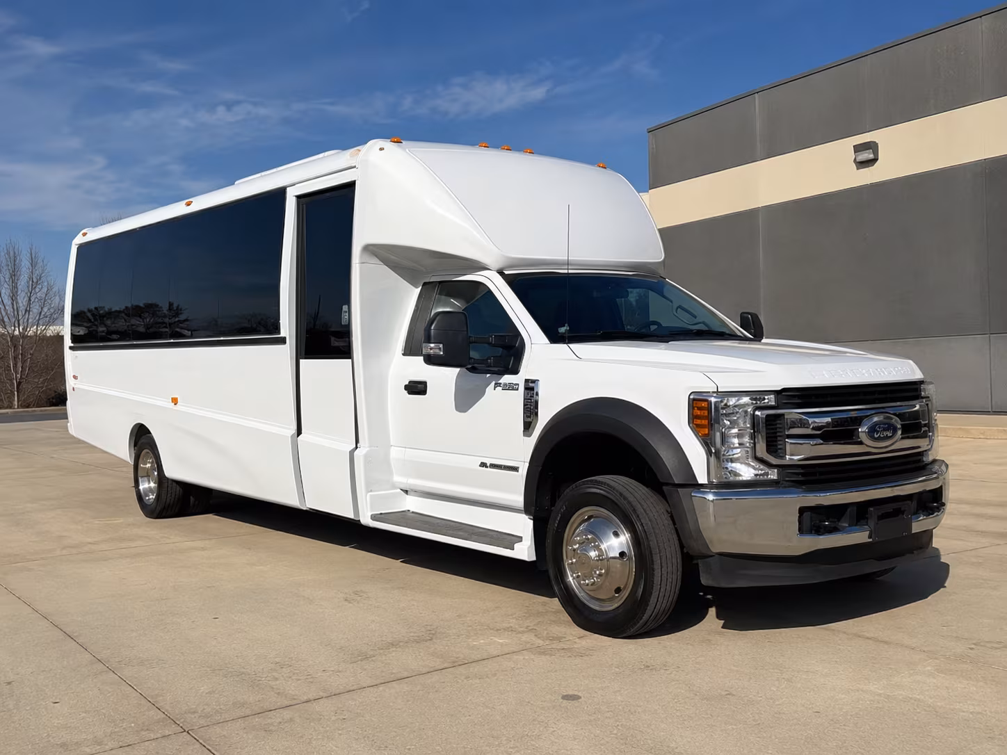 charter buses for concerts festivals and vancouver area events
