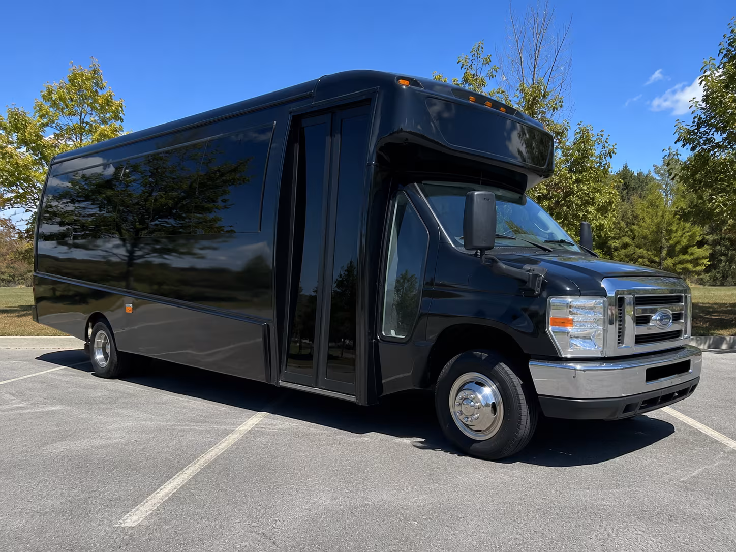 field trip buses for fort vancouver and clark county history destinations