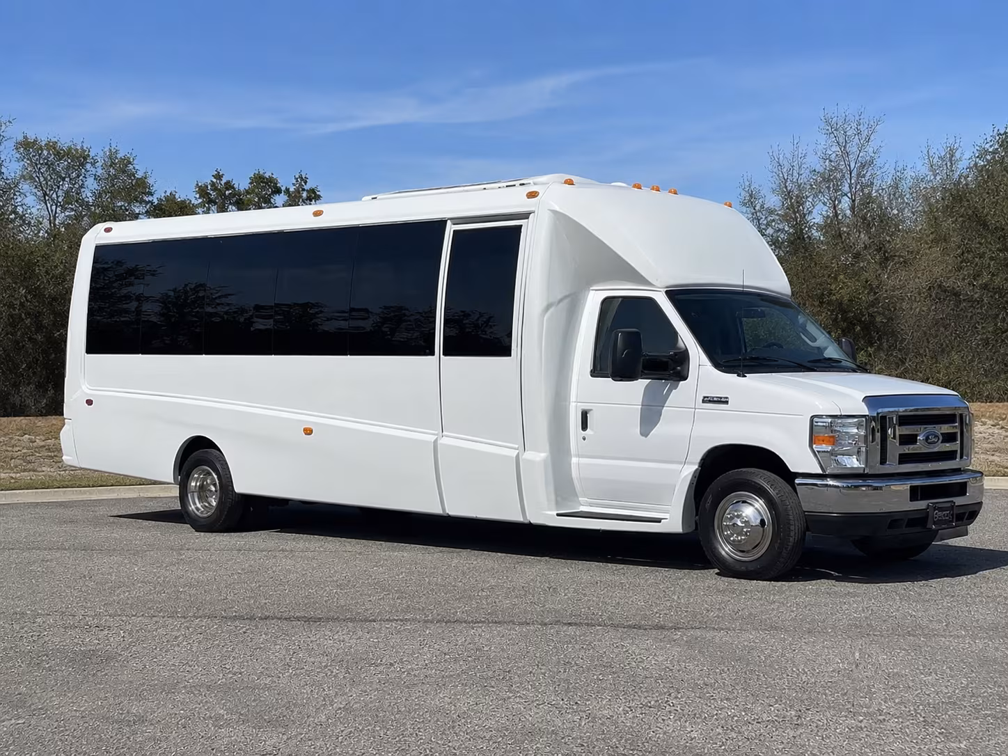 party buses for bachelorette wine tours through the columbia river gorge