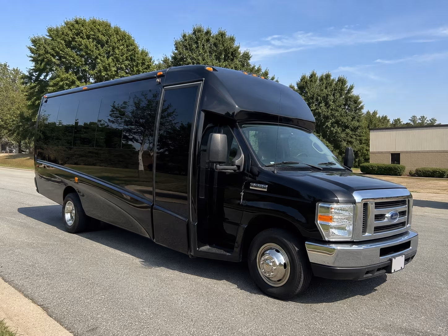 party buses to moda center and portland arena shows
