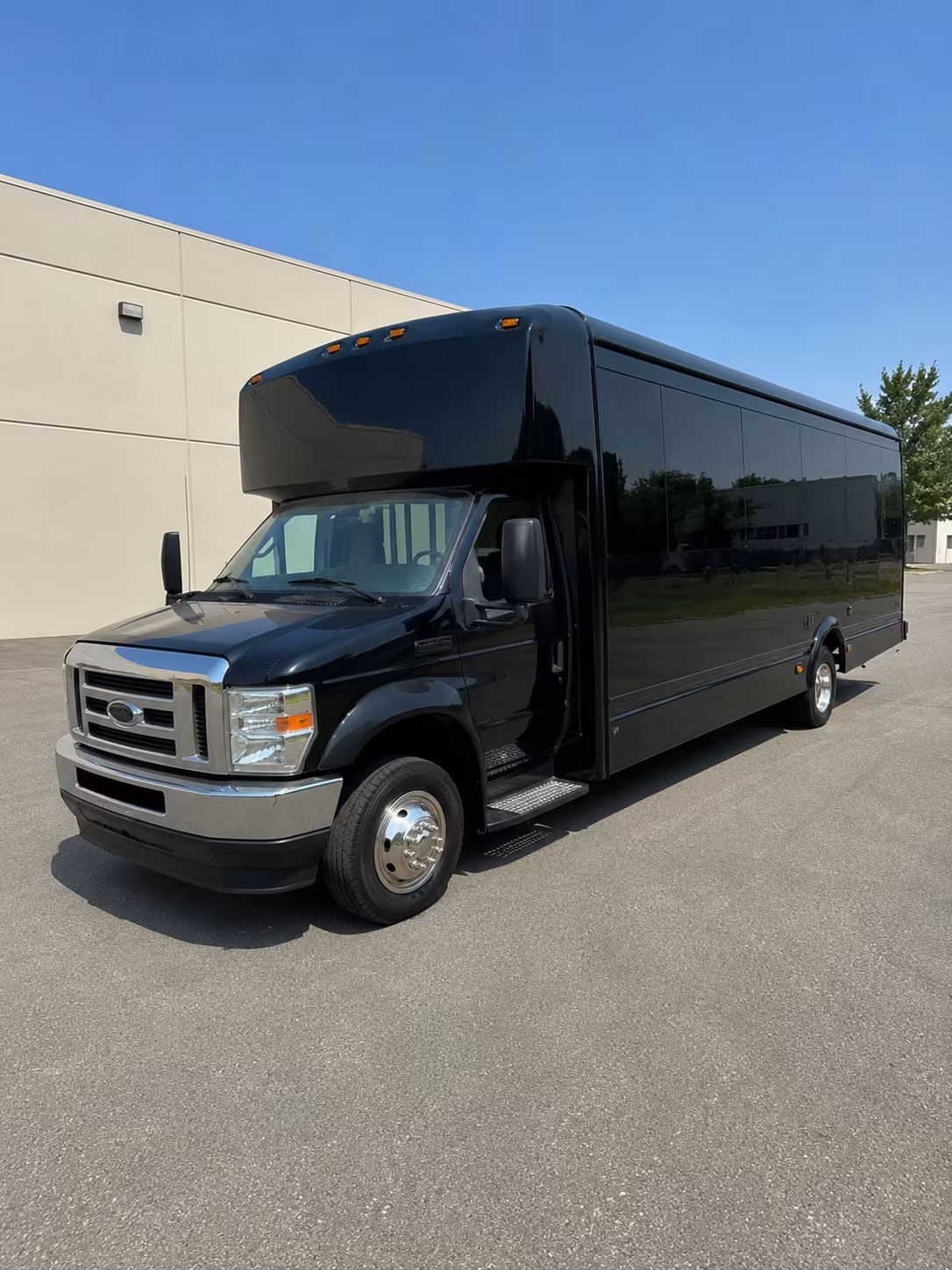 vancouver washington wedding party bus rental